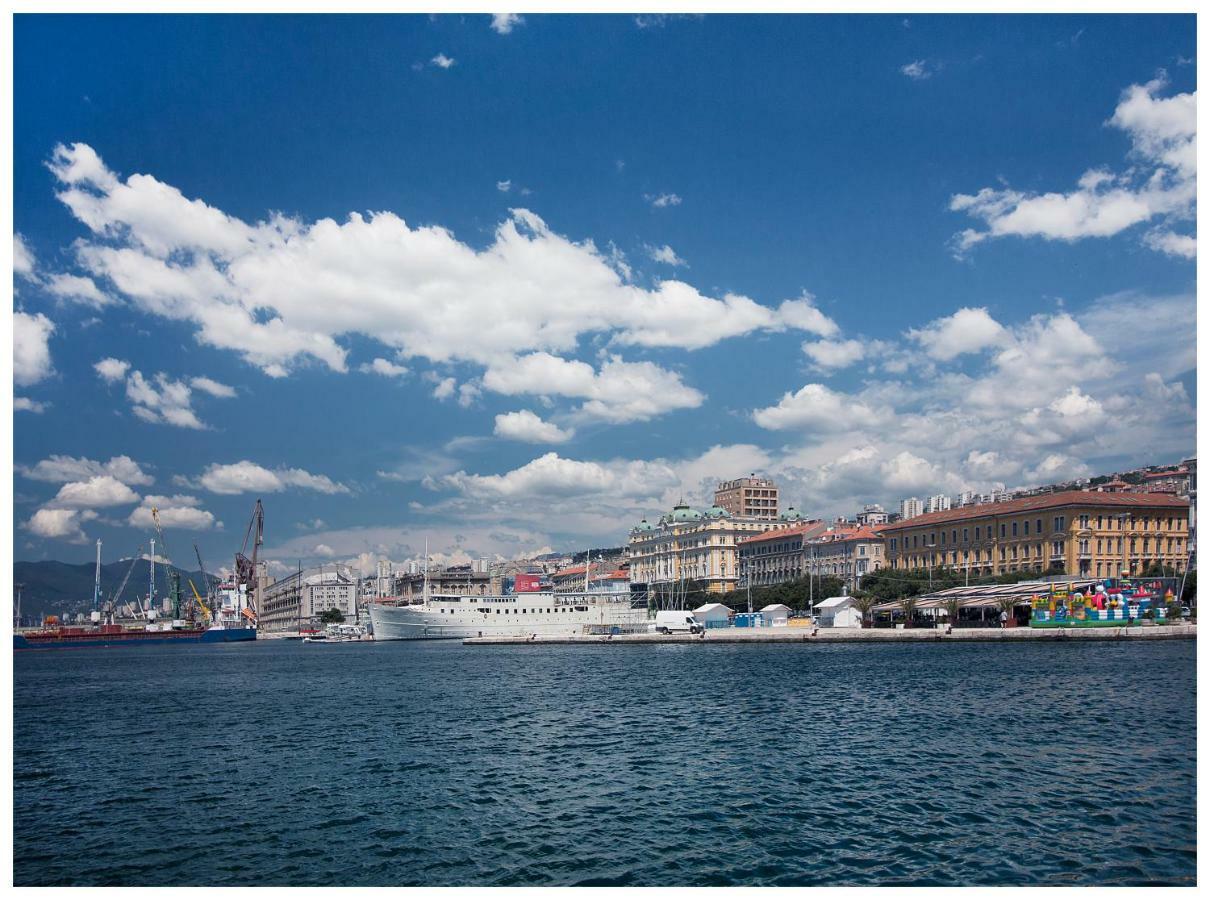 Stylish - Centre Apartment Theatre View Rijeka Exterior foto